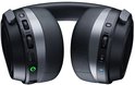 Zwarte Turtle Beach Stealth 700 Gen 3 gaming headset, van voren gezien met oplaadpoort en indicatorlampjes.