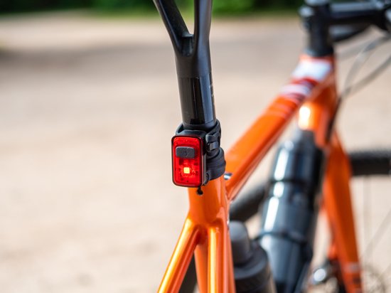 BBB Cycling Spark 2.0 Achterlicht Fiets - 20 Lumen - USB C Oplaadbaar - IPX7 Waterdicht - Brandtijd: 28 uur - Fietsverlichting Racefiets & Mountainbike - BLS-152 van BBB Cycling — afbeelding 4