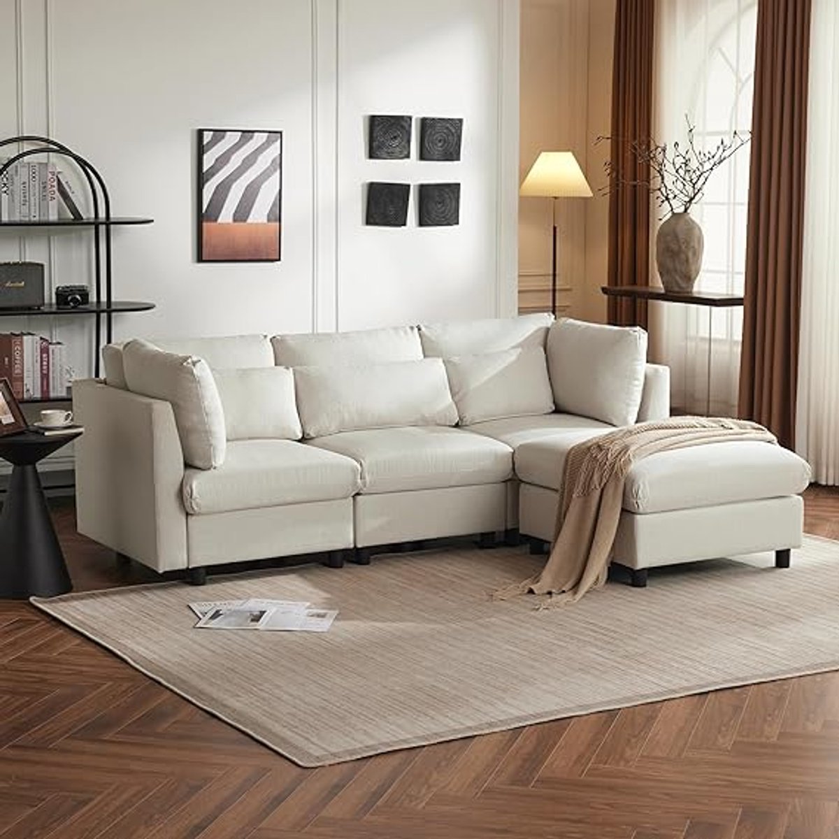 Luxe L-vormige Hoekbank met Voetenbank en Arm- & Lendenkussens – Beige 3-4 Persoons Modern Design Woonkamerbank – House&Garden