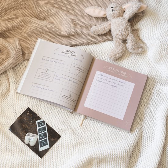 Amolivia 9 Maanden Zwangerschapsdagboek - Mijn 9 Maanden Dagboek - Negen maanden invulboek - Crème