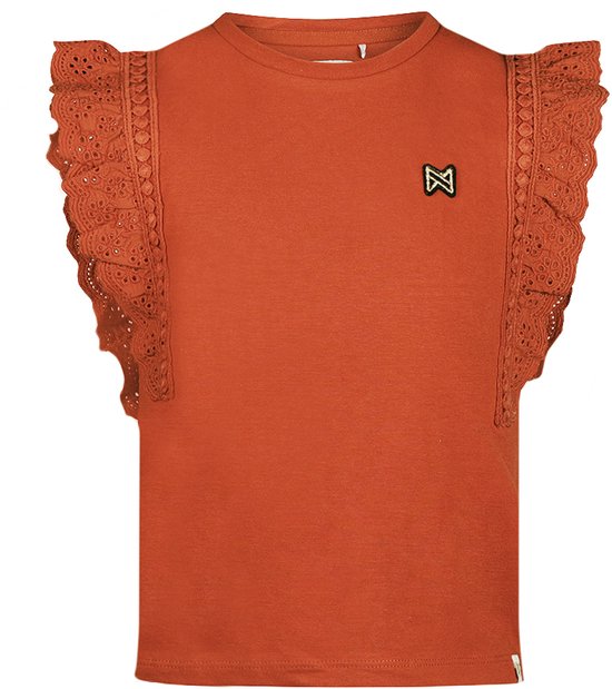 Koko Noko meisjes T-shirt in baksteenrood met kanten details op de mouwen en een geborduurd logo.