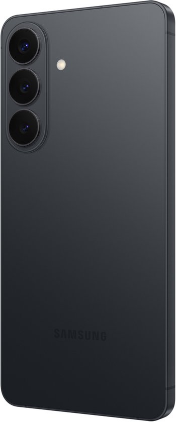 Zijaanzicht van de achterkant van een zwarte Samsung Galaxy S26+ smartphone.