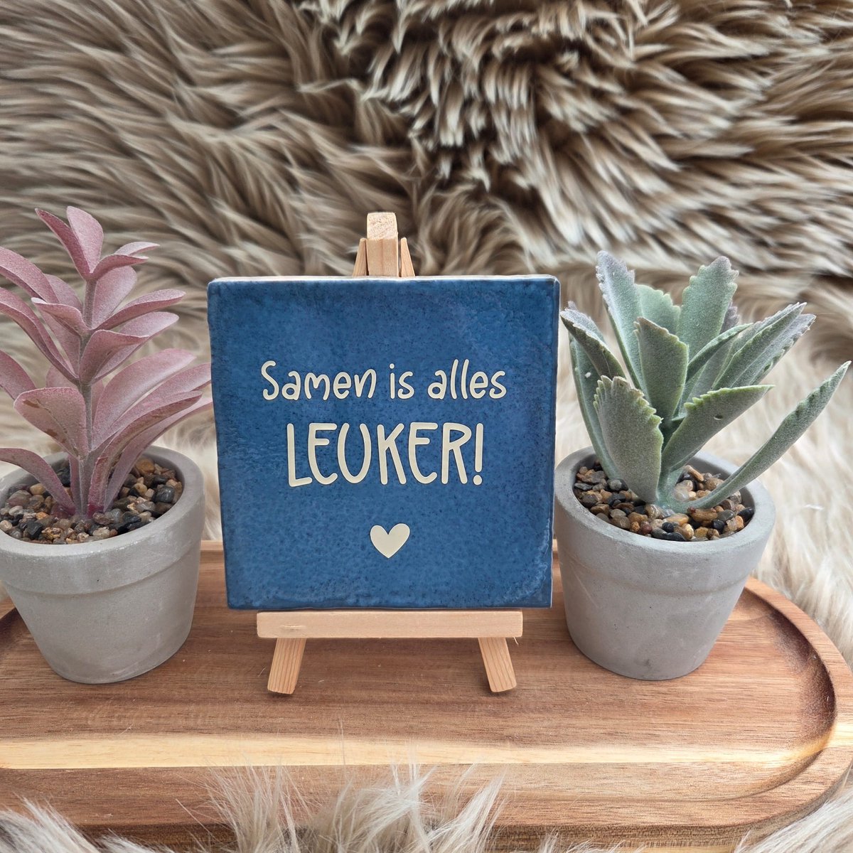 CreaCraft Robuust wenstegeltje “Samen is alles leuker!” – Liefde & Vriendschap Cadeau – Keramiek – Decoratie – Relatie Cadeautje – Vriendschap - Trendy nu Robuust donkerblauw/Beige