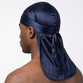 Donkerblauwe satijnen durag douche muts voor heren en dames – glanzende hoofddoek met lange staarten en striksluiting – ademend haar accessoire voor dagelijks gebruik