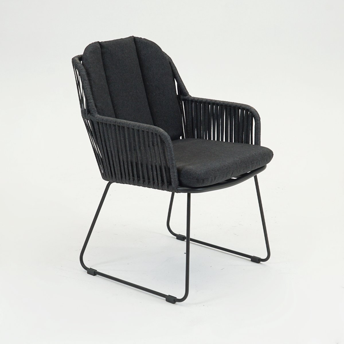 VITA - Carma Fauteuil antraciet - Tuinstoel - aluminium onderstel - Met slijtdopjes - Olefin weersbestendig rope - Vita tuinmeubelen - Dubbel gepoeder coat - Met rug en zit kussen