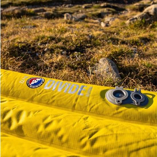 Big Agnes Divide Insulated - Slaapmat Yellow Regular - 20" x 72" van Big Agnes — afbeelding 4