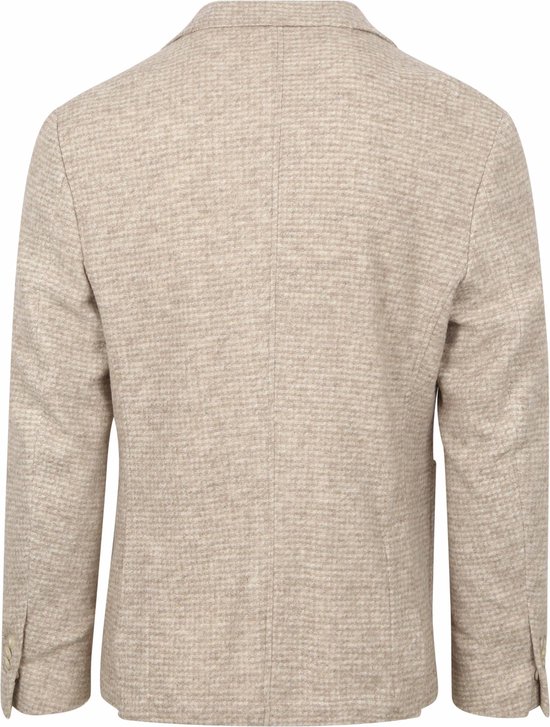 Achterkant beige colbert met kleine ruitjespatroon, lange mouwen en knopen.