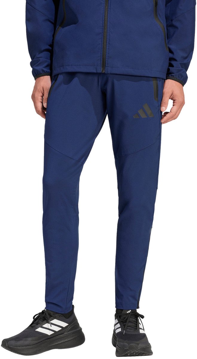 adidas Broek Heren Tiro 26 Travel Woven Donkerblauw - Maat M