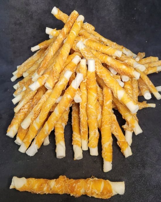 Kauwstaafjes met kip- 100x runderhuid - DierOKÉ - runderkauwstaafjes - natuurlijke hondensnacks - runderbotjes chicken - XXL verpakking - gedraaide sticks