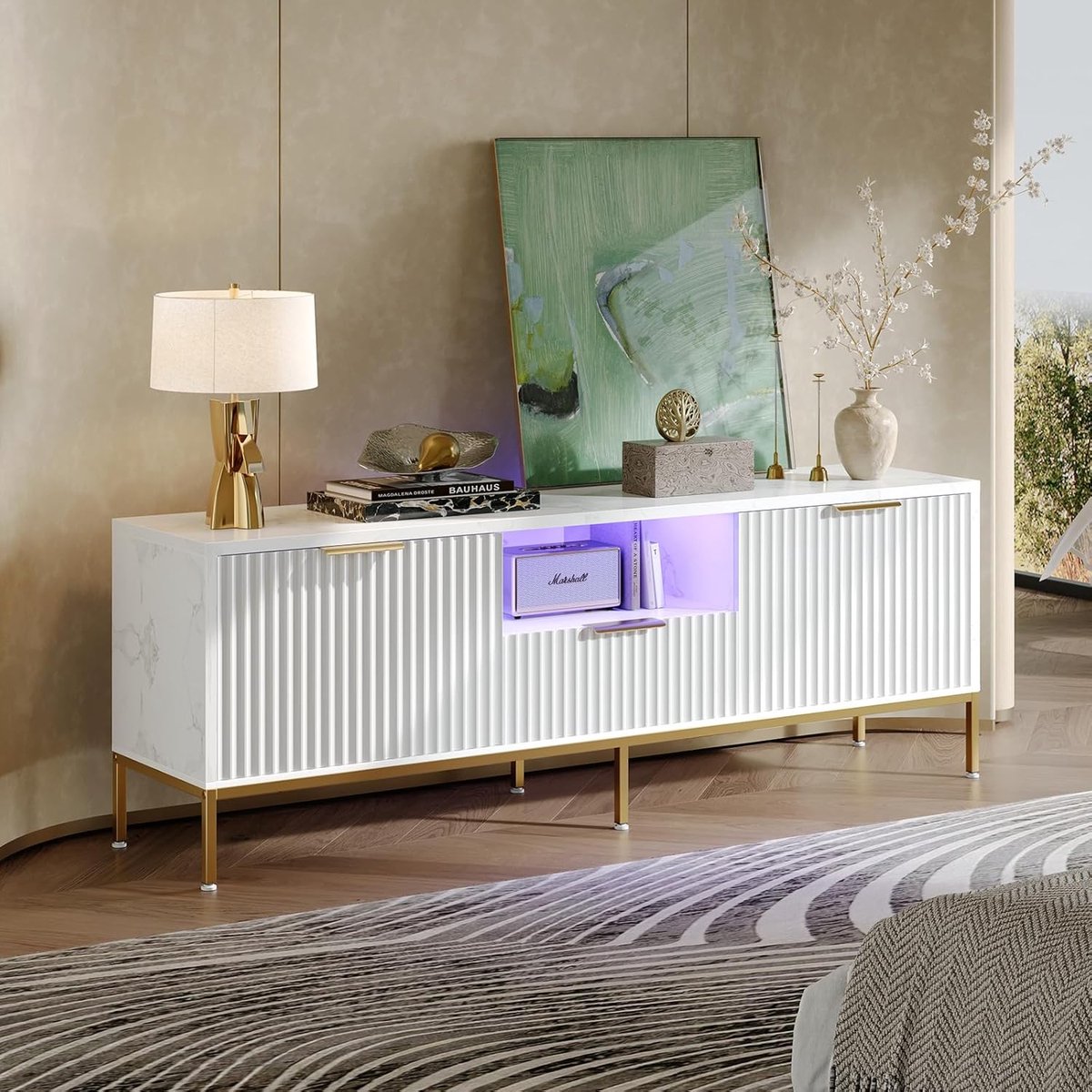 TV-meubel Urbanhome Elegance 140 – Modern Entertainmentcentrum voor TV tot 60 inch – Mediaconsole met Lade en Kasten – Hoogglans Wit Marmer – LED-verlichting – Woonkamer & Slaapkamer