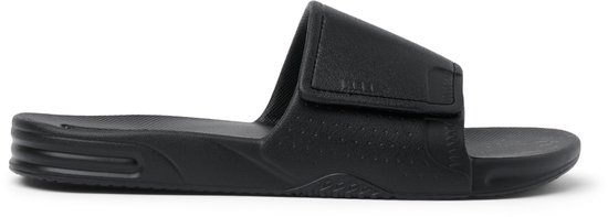 Zwarte Reef slipper met verstelbare klittenbandsluiting.