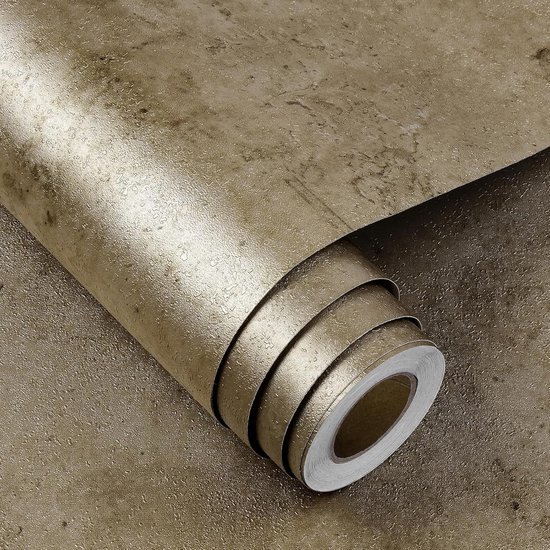 Rouleau de papier peint adhésif avec une texture aspect béton vieilli, aux teintes brun doré.