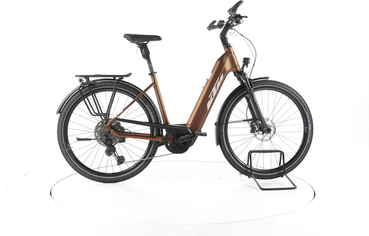 KTM Macina Style 720 Elektrische trekkingfiets Bosch Accu 750Wh 28" 2023 bruin