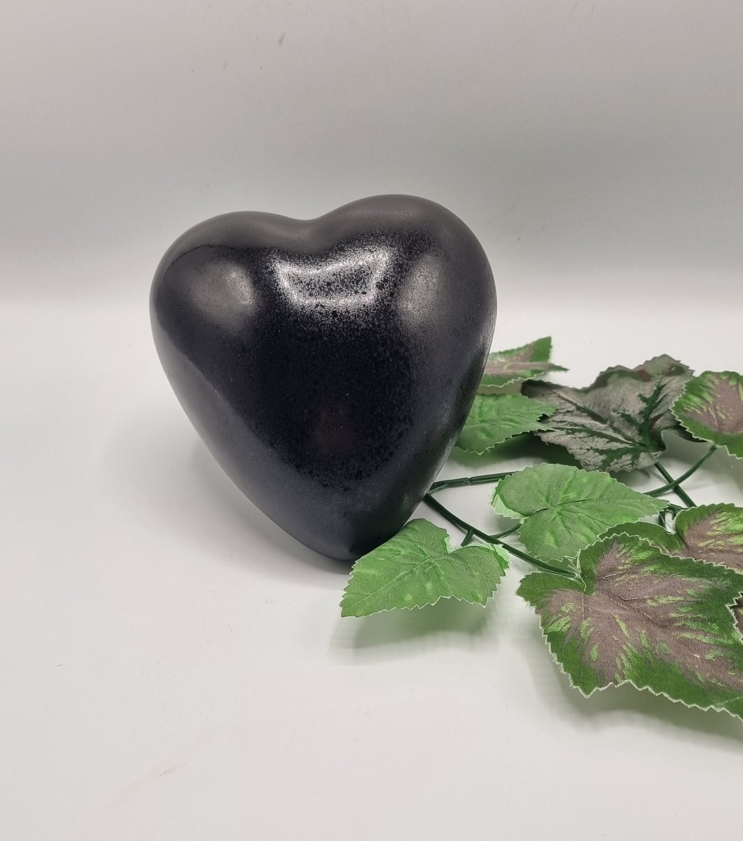 Urn - Keramiek - Hart - Zwart - 800ml - 1 as-kamer - Hand-made