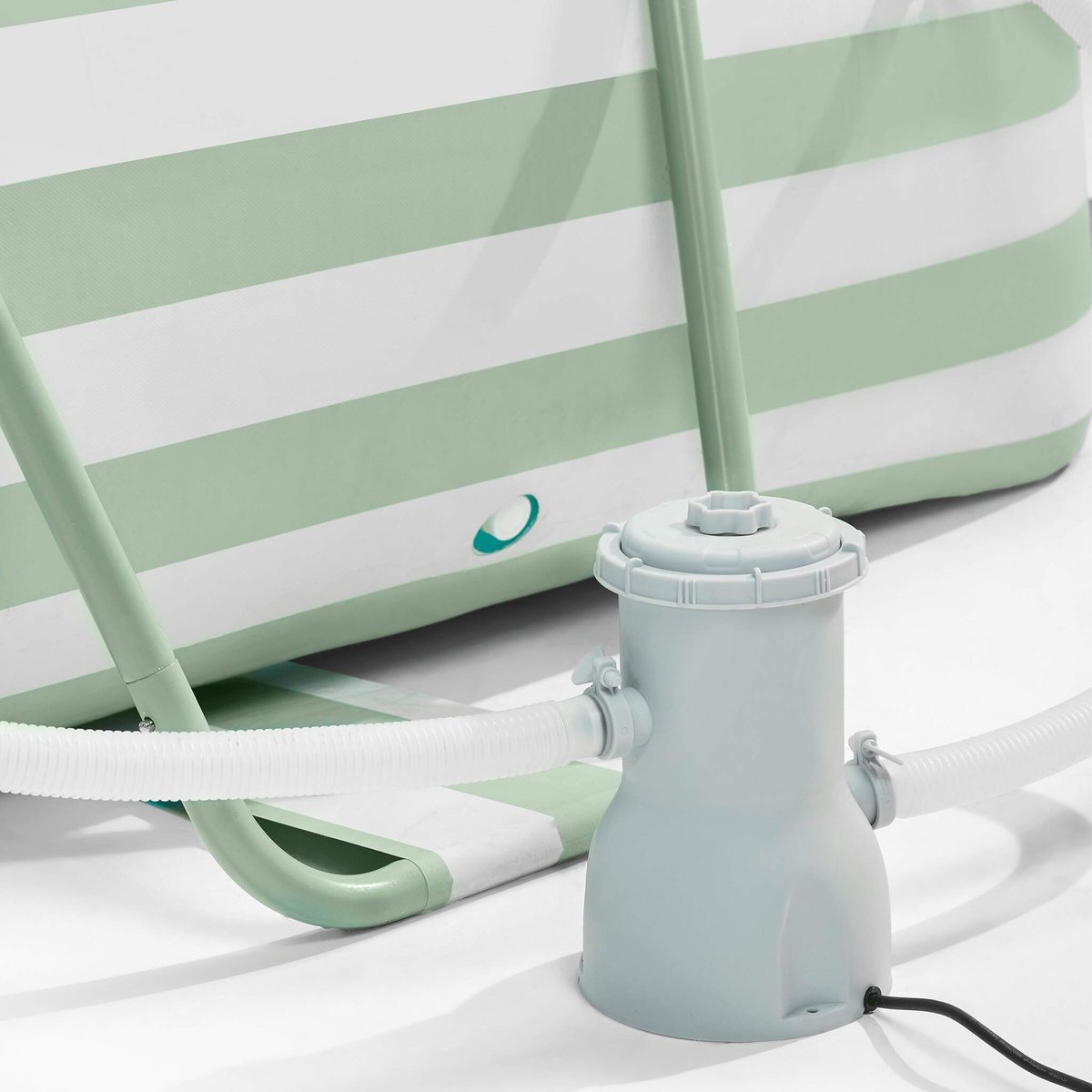 Swim Essentials - filterpomp 530 GAL