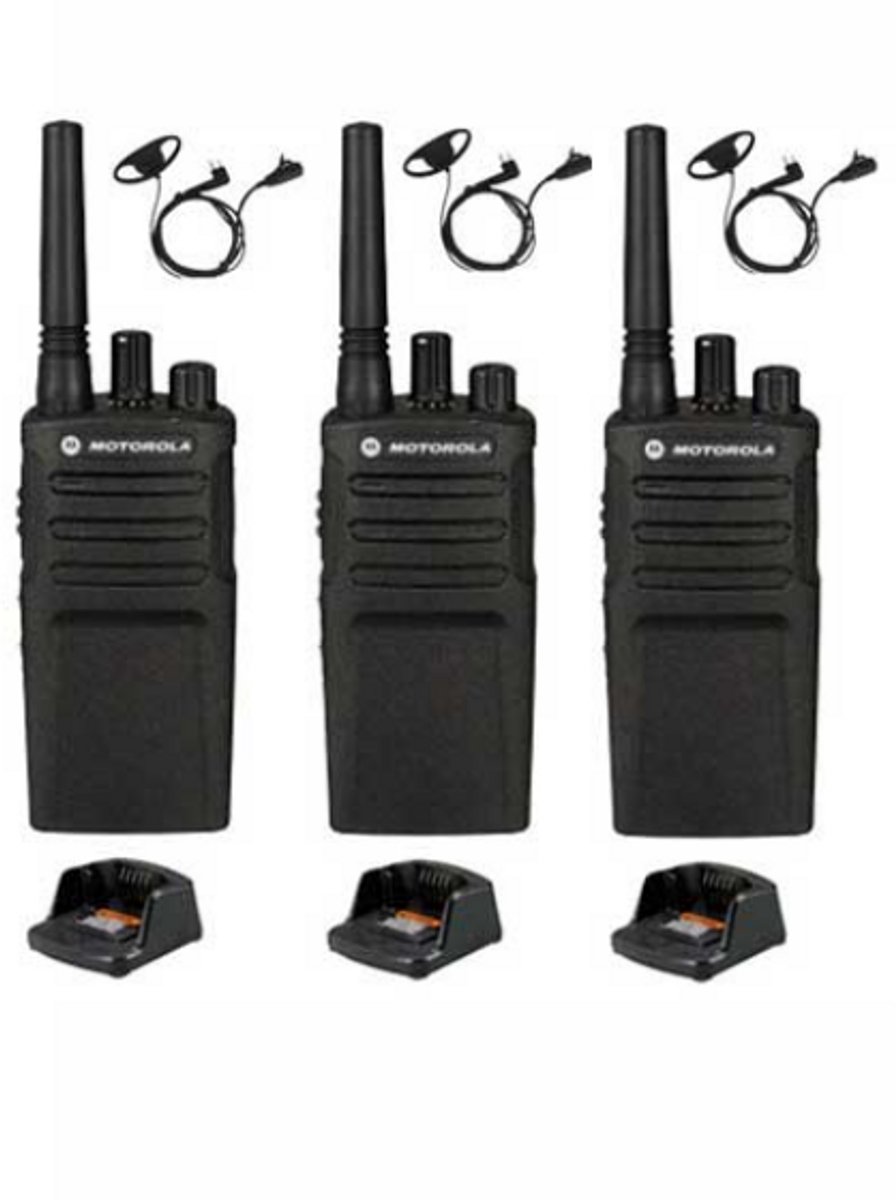 Set van 3 Motorola XT420 UHF IP55 PMR446 Portofoon met laders en D-shape oortje