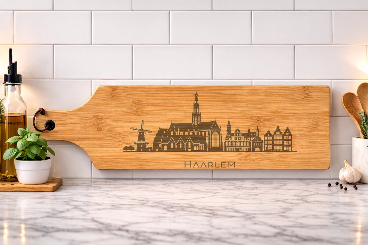 Borrelplank Skyline Haarlem gegraveerd 60x17cm- serveerplank-personalisatie mogelijk