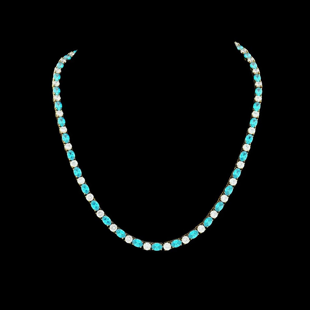Victoria Valenza Goudkleurige RVS Tenniscollier met Blauwe Zirkonia Stenen - Ketting - Goudkleurig - RVS - Tennisketting - Zirkonia