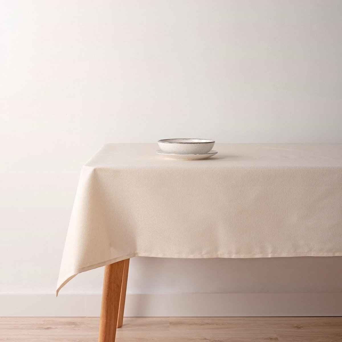 Jacquard Tafelkleed 240 x 155 cm Vuilafstotend Extra Zacht Goudkleurig Katoenmix