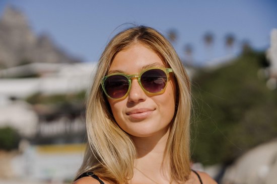 6484 Solo-Solis Ronde Zonnebril |Transparant overloop Zwart Glazen Lens | Neon Geel Montuur | Heren & Dames | Festival & Rave Bril | Retro & Trendy | Fashion Eyewear | Party & Outdoor Bril | UV400 | Gerecycled | Inclusief Brillen Sleeve & Brillendoek — afbeelding 2