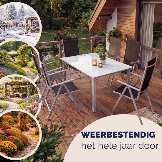 Casaria tuinset met tafel en zes stoelen op een houten terras.