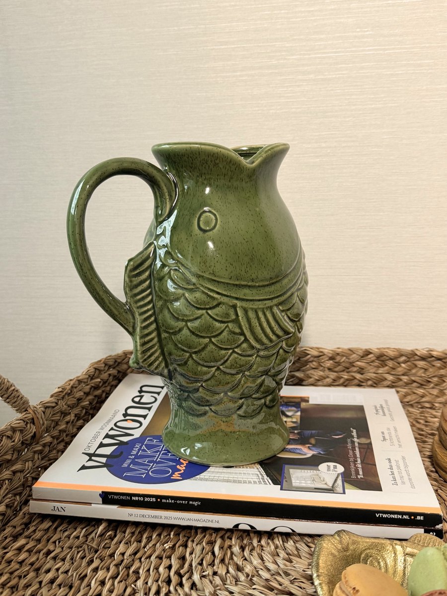 Aardewerk jug vis L groen
