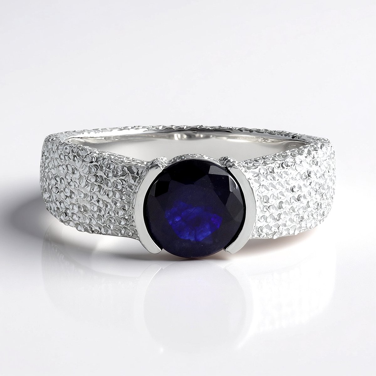 Cavill - Zilveren ring - 925 Sterling zilver gerhodineerd - Madagaskar Blauwe Saffier 1 485 ct rond - elegante damesring - blauw elegante sieraden