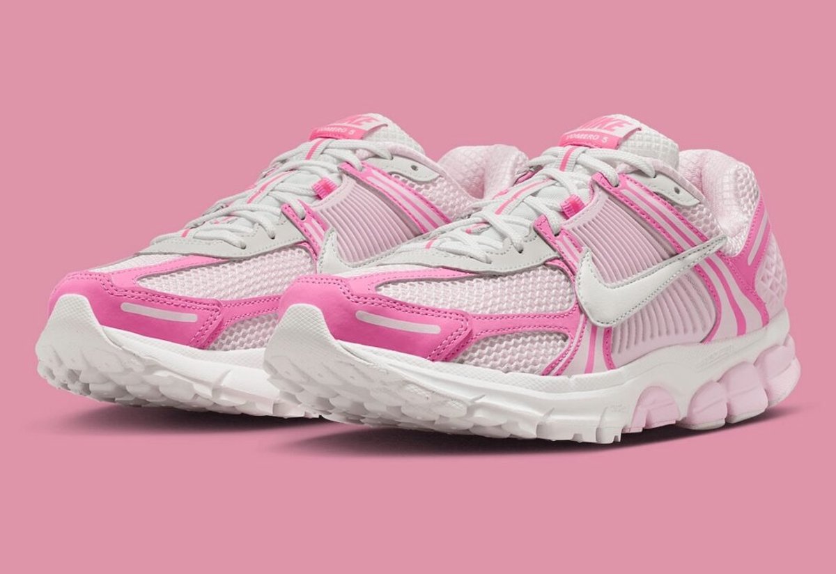 Nike Vomero 5 Hyper Roze