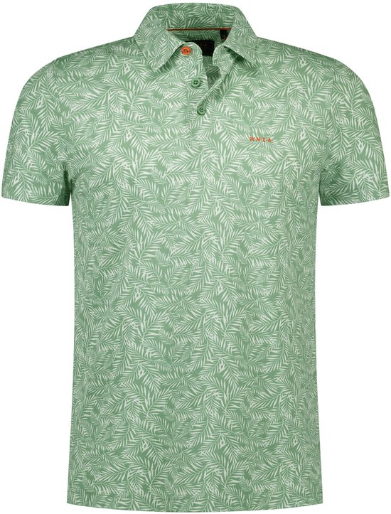 Groen NZA-poloshirt met palmbladprint, met een rode knoop bovenaan.