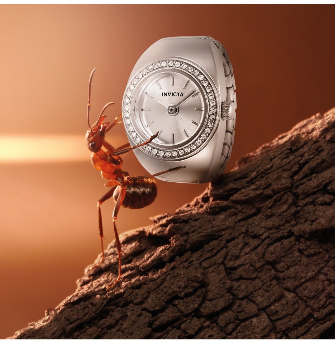 Invicta Mini 48943 Dames Horloge - Waterdicht - Analoog - Quartz Uurwerk - Roestvrij Staal met zilveren Wijzerplaat - 17mm