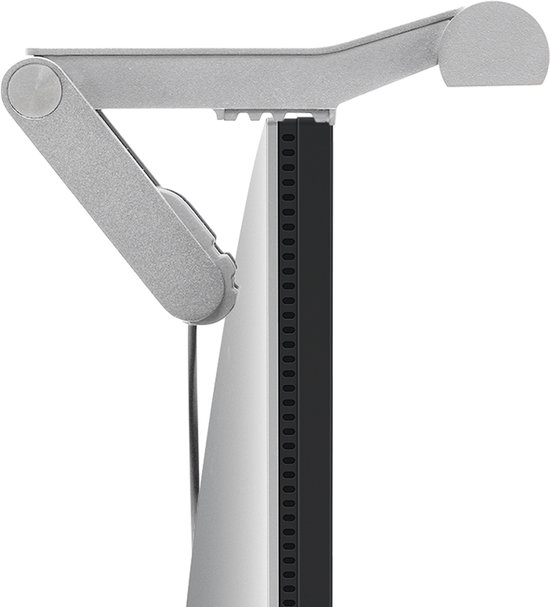Detail van de zilverkleurige scharnierende arm van de BenQ Screenbar Pro monitorlamp, bevestigd aan een computerscherm.