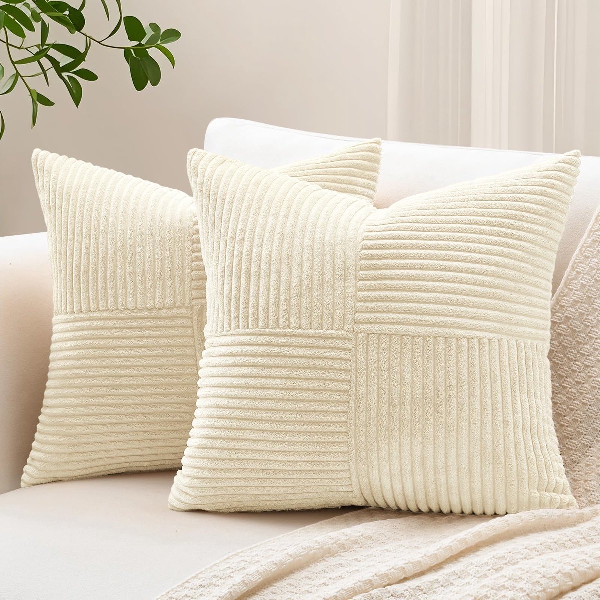 Unyqoos Set van 2 decoratieve kussenslopen met gestreept corduroy patroon voor diverse woonstijlen beige