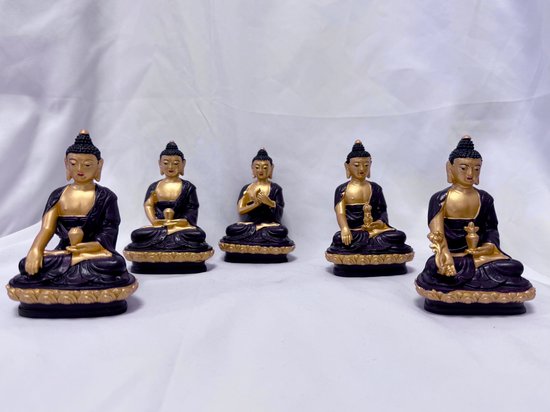 Handgeschilderde Dhyani-Boeddha's in Hars