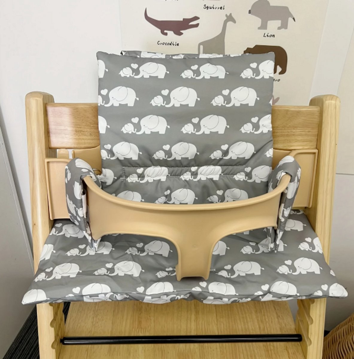 Stoelverkleiner olifanten - kussenset olifant grijs - stoelverkleiner voor stokke tripp trapp - kinderstoel verkleiner - stoel kussen – foto 3
