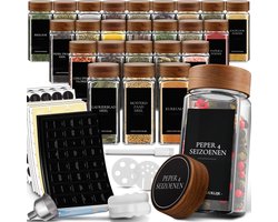 Soothe 24 Glazen Kruidenpotjes Vierkant met Acacia Deksel – 2 Soorten Strooideksels – Kruidenstrooier – Spice Jars – Complete Set incl Kruiden Stickers, Krijtstift en Accessoires – 120ml Soothe 24 Glazen Kruidenpotjes Vierkant met Acacia Deksel – 2 Soorten Strooideksels – Kruidenstrooier – Spice Jars – Complete Set incl Kruiden Stickers, Krijtstift en Accessoires – 120ml