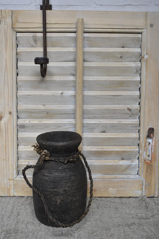 Authentieke Nepalese houten pot kruik H 25 cm - Oude houten pot kruik uit Nepal - Sober stoer robuust landelijk (17)