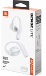 Verpakking van witte JBL Sense Lite oordopjes, met afbeeldingen van de oordopjes en de case.