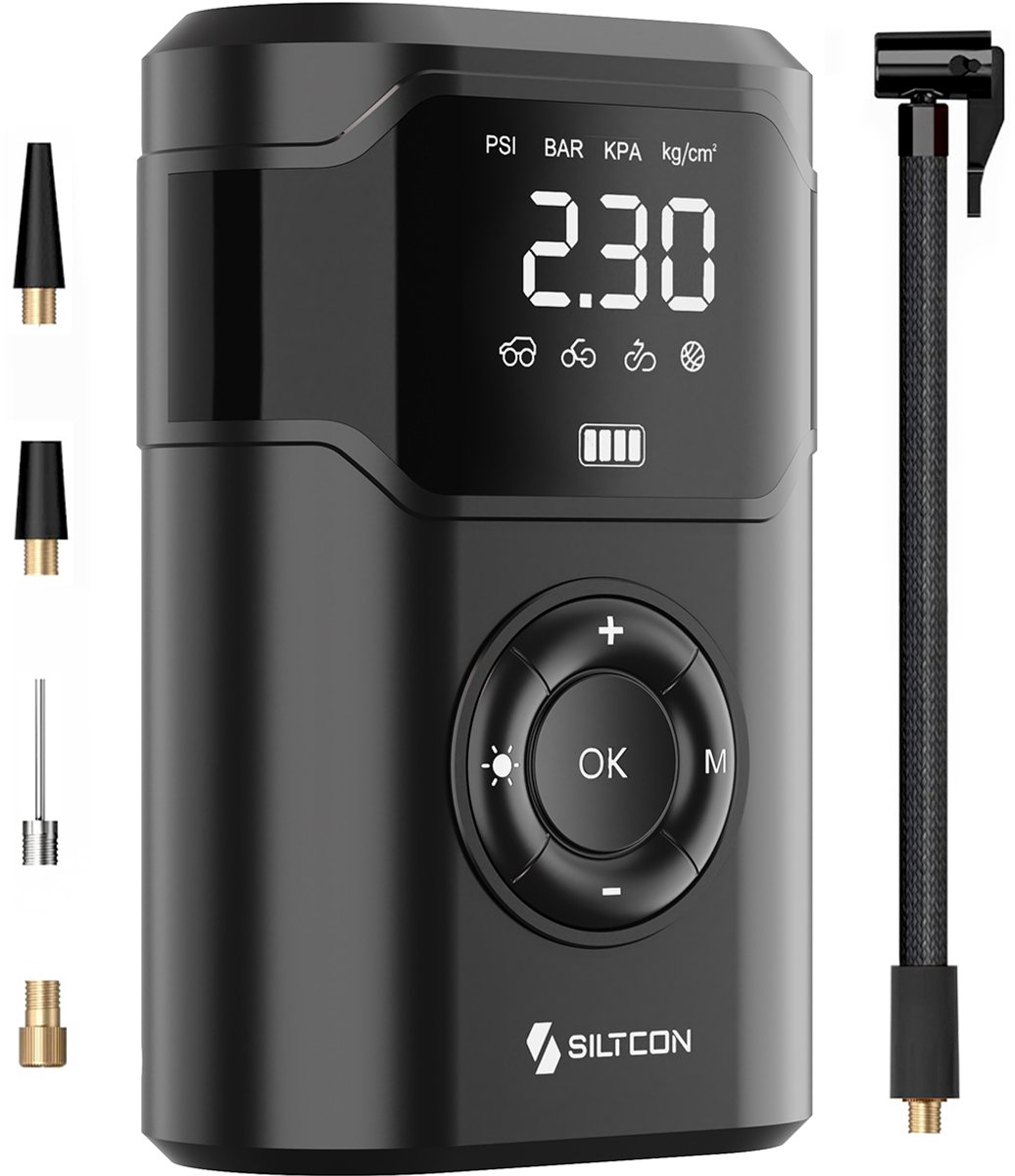 Cover van Siltcon® Luchtcompressor Bandenpomp - Tot 10.5 Bar - 8000 mAh Powerbank - Elektrische Fietspomp – Compressor - Bandenpomp – O.a. Fiets, Auto, Scooter, Bal en Luchtbed – Oplaadbaar – 30l/min – SOS Lamp - Noodpakket - Incl. 8 Opzetstukjes en Opberghoes