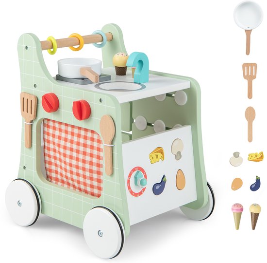 Lichtgroene, houten loopwagen met speelgoedkeuken, klok, vormpjes, keukengerei en mandje. Wit met rasterpatroon.