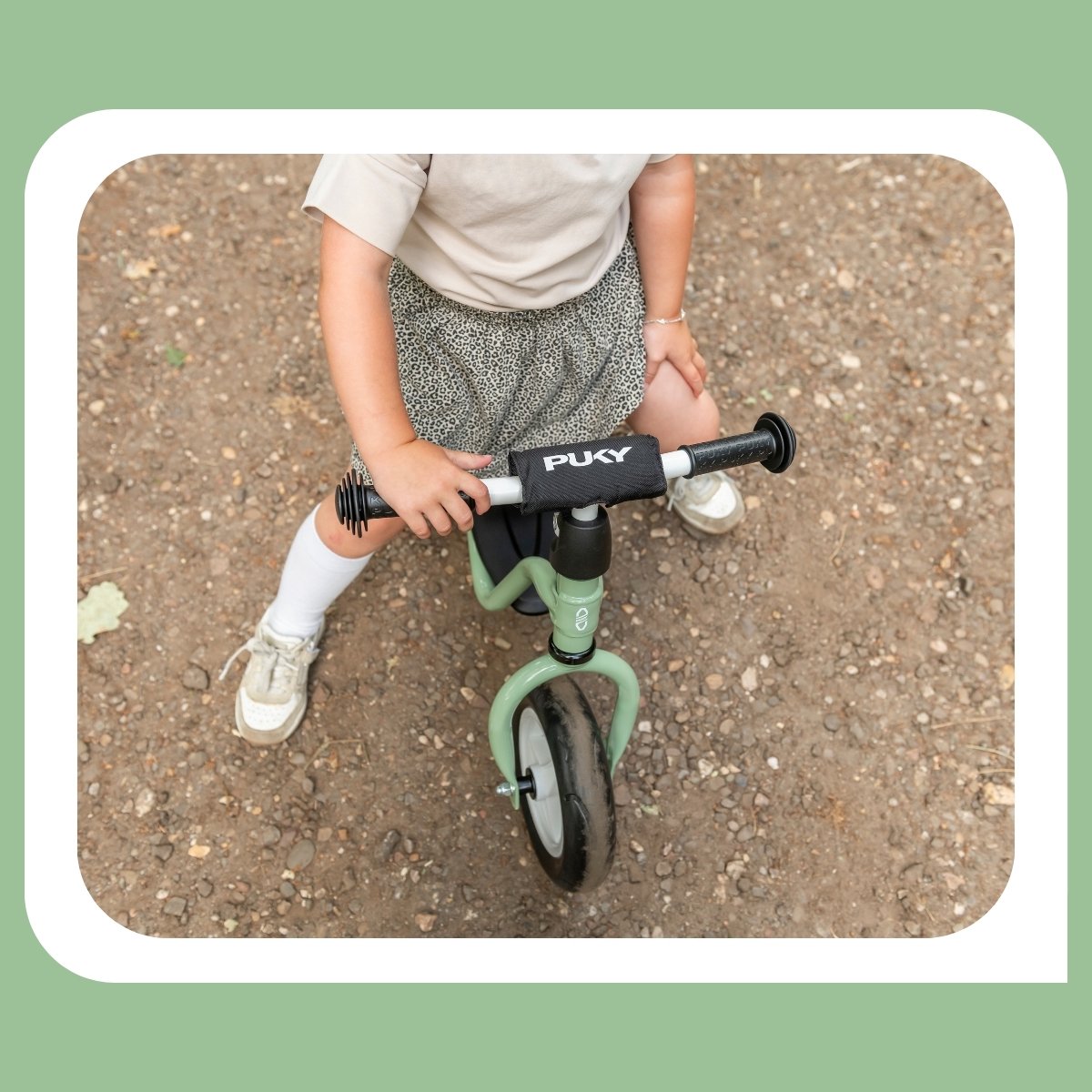 Puky Metalen Loopfiets Starter Retro Groen Limited Edition vanaf 2 Jaar - Retro Groene Loop Fiets - Verstelbaar Zadel 30 tot 39 cm - Voor Jongens en Meisjes - Compact en Veilig - Lage Instap met Voetenplank thumbnail 5