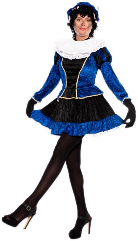 Zwart-blauw fluwelen Pietenjurkje met gouden bies, witte kraag, blauwe baret en zwarte handschoenen.