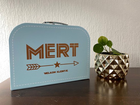 Geboortekoffertje met naam - Blauw - Op basis van geboortekaartje - mail foto geboortekaartje naar info@hipmetpitcreaties.be van Hip met Pit Creaties — afbeelding 3