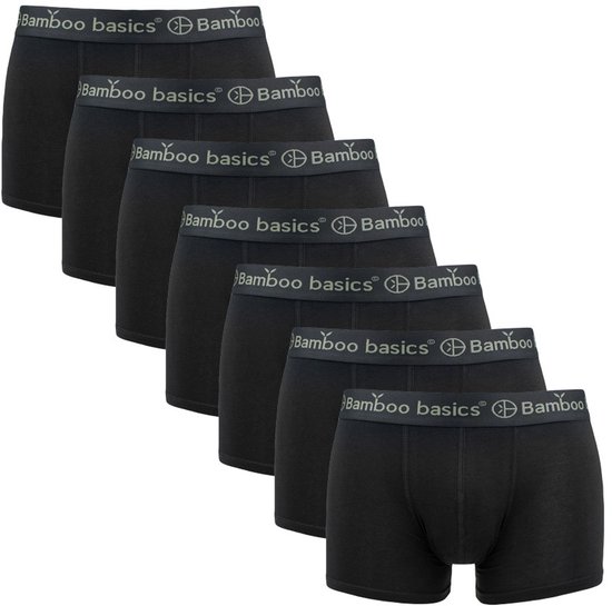 Zeven zwarte boxershorts gestapeld, elk met elastische band met 'Bamboo basics' erop.