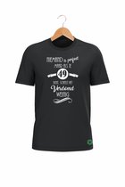 mijncadeautje - T-shirt unisex - zwart - niemand is perfect - verjaardag - leeftijd - 49 jaar - maat L