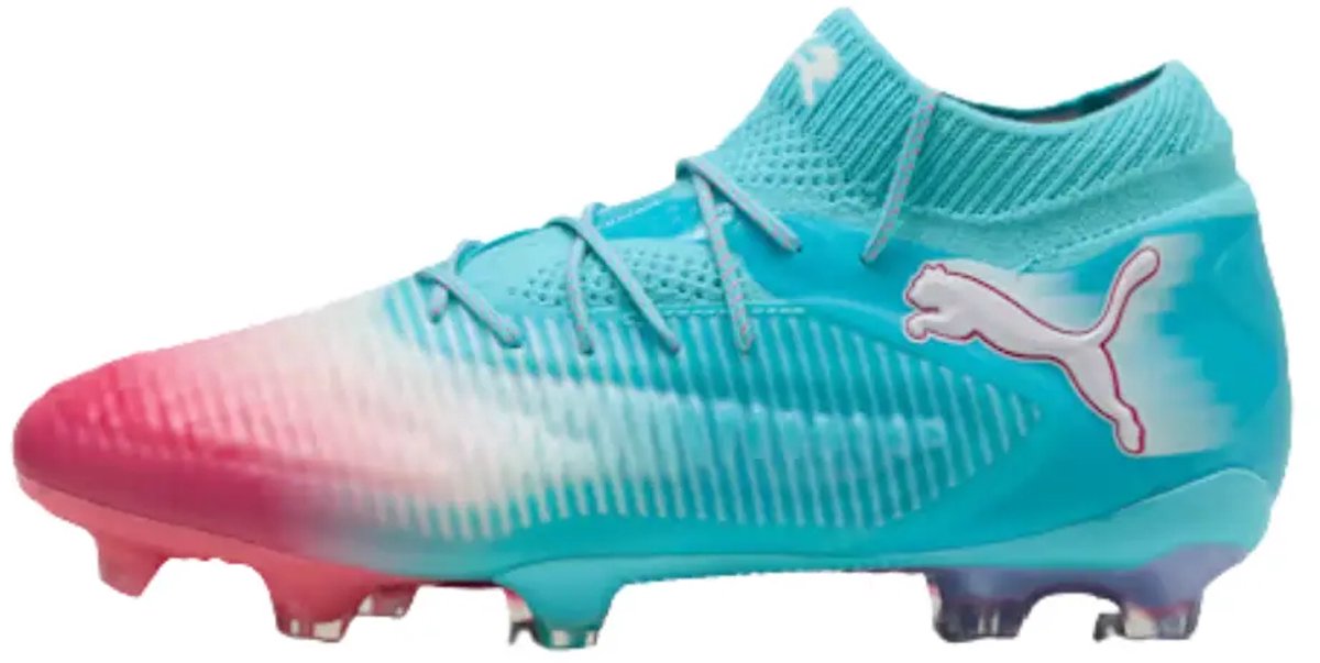 Puma Future 8 Ultimate Re-Charge FG voetbalschoenen in blauw, maat 46, met een opvallend gradient ontwerp.