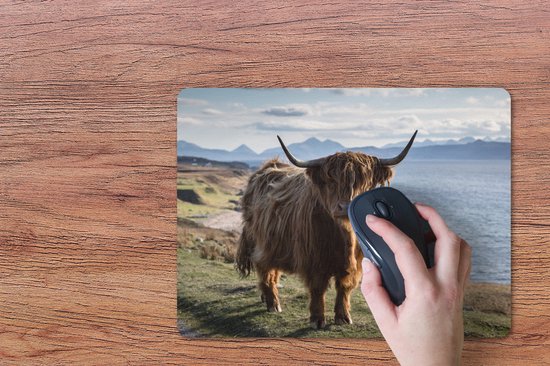 Bureau onderlegger 40x30 cm - Muismat Schotse Hooglander - Bergen - Zee - Bureaulegger xl - Desk mat beschermer - Computer muismatten