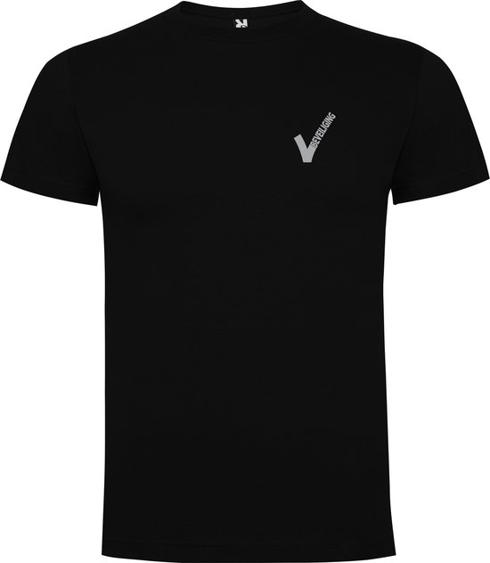Zwarte t-shirt met zilveren logo "V beveiliging" op de borst.