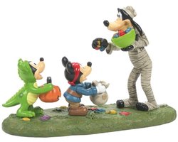 Disney Department - Halloween Treats From Goofy