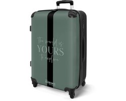 NoBoringSuitcases.com NoBoringSuitcases.com® - Koffer groot - Rolkoffer lichtgewicht - Groen - The world is yours to explore - Reiskoffer met 4 wielen - 20 kg bagage