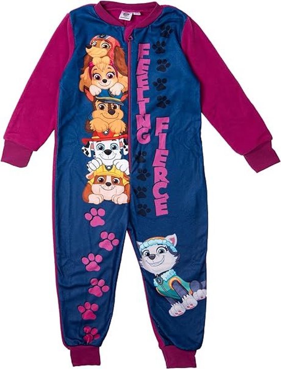 Blauwe Paw Patrol jumpsuit met roze mouwen en paarse afwerking. De voorkant toont Chase, Marshall, Rubble, Skye, Everest en de tekst FELLING FIERCE.